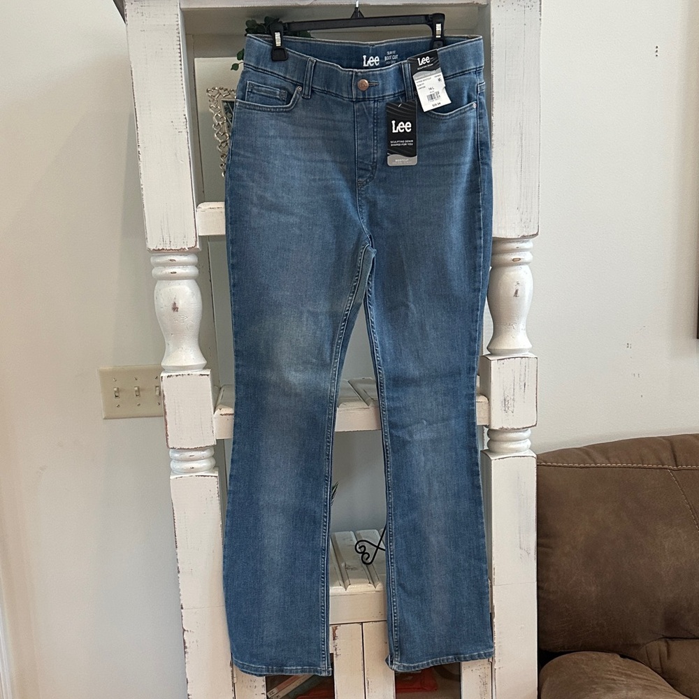 Lee Women's Light Blue Straight Leg Jeans